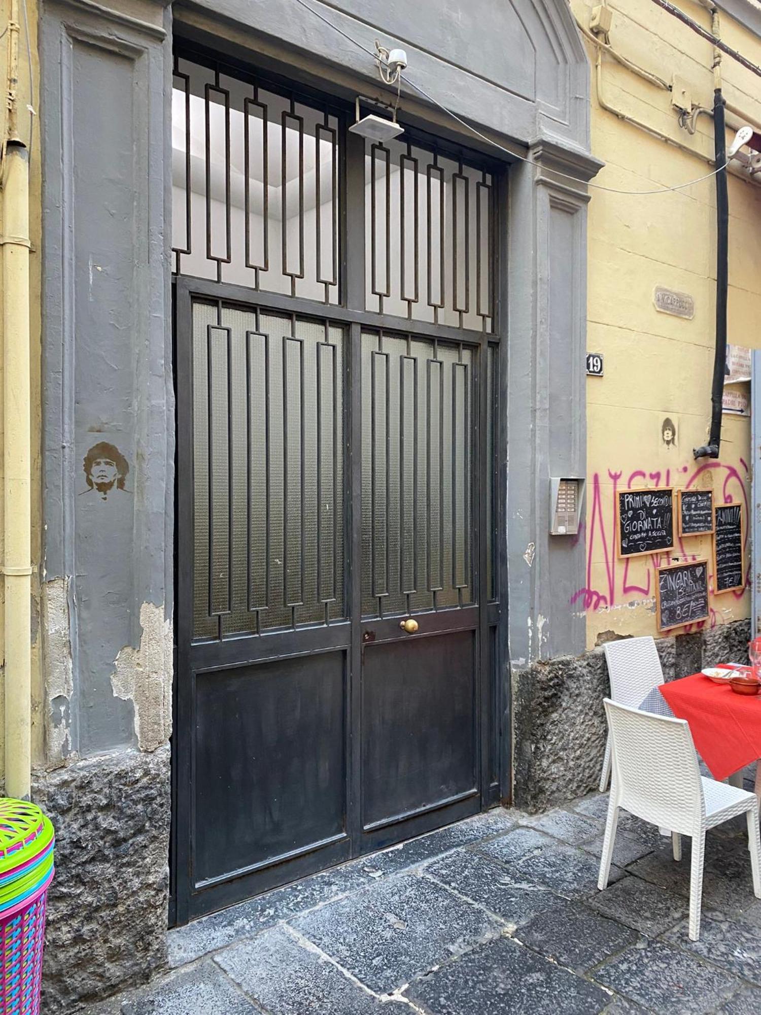 The Station Napoli Bed and Breakfast Εξωτερικό φωτογραφία